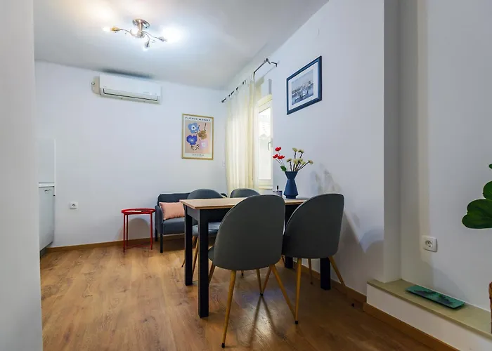 Pretty Apartment In The Centre - Old Town Zadar