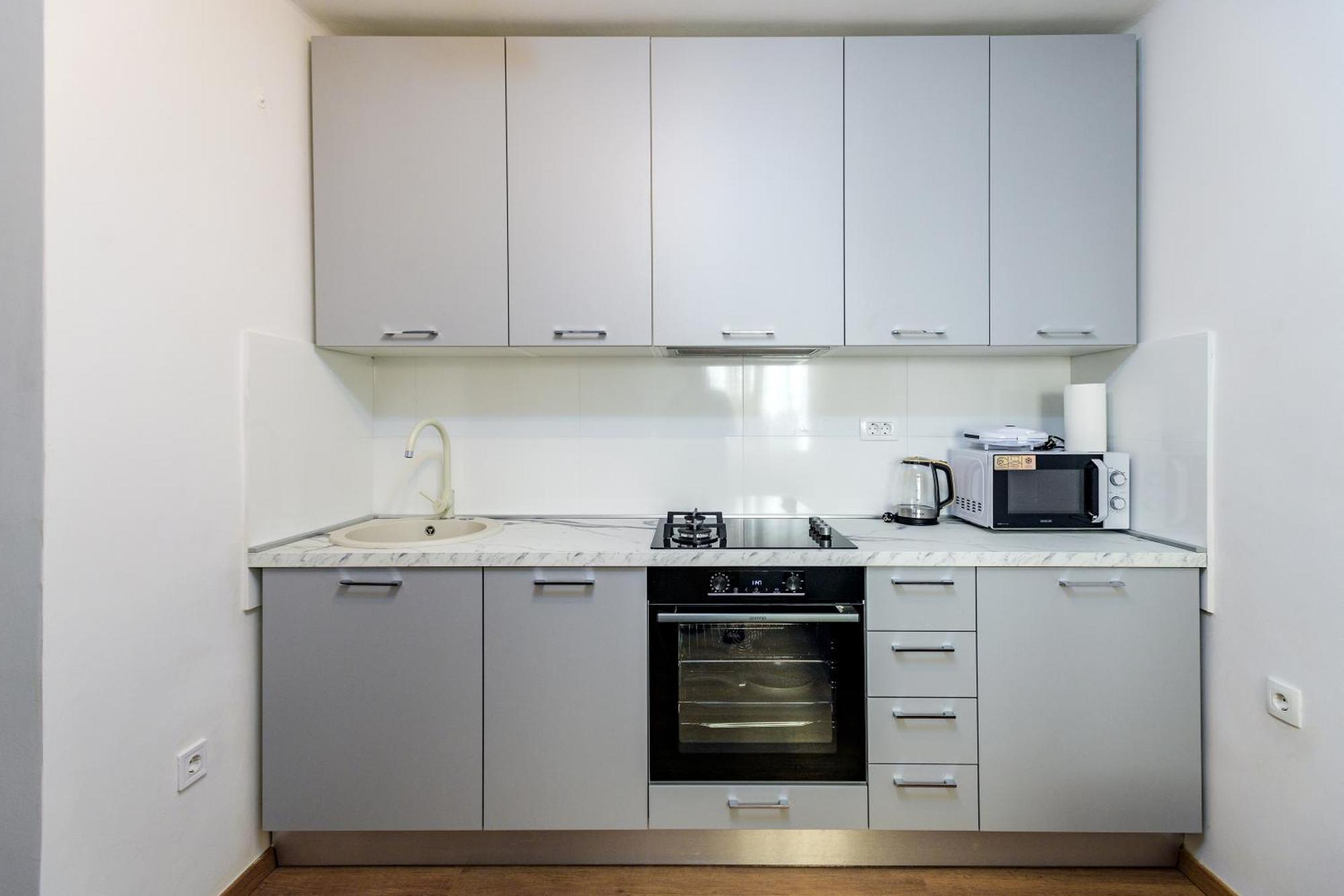 Pretty In The Centre - Old Town Apartment