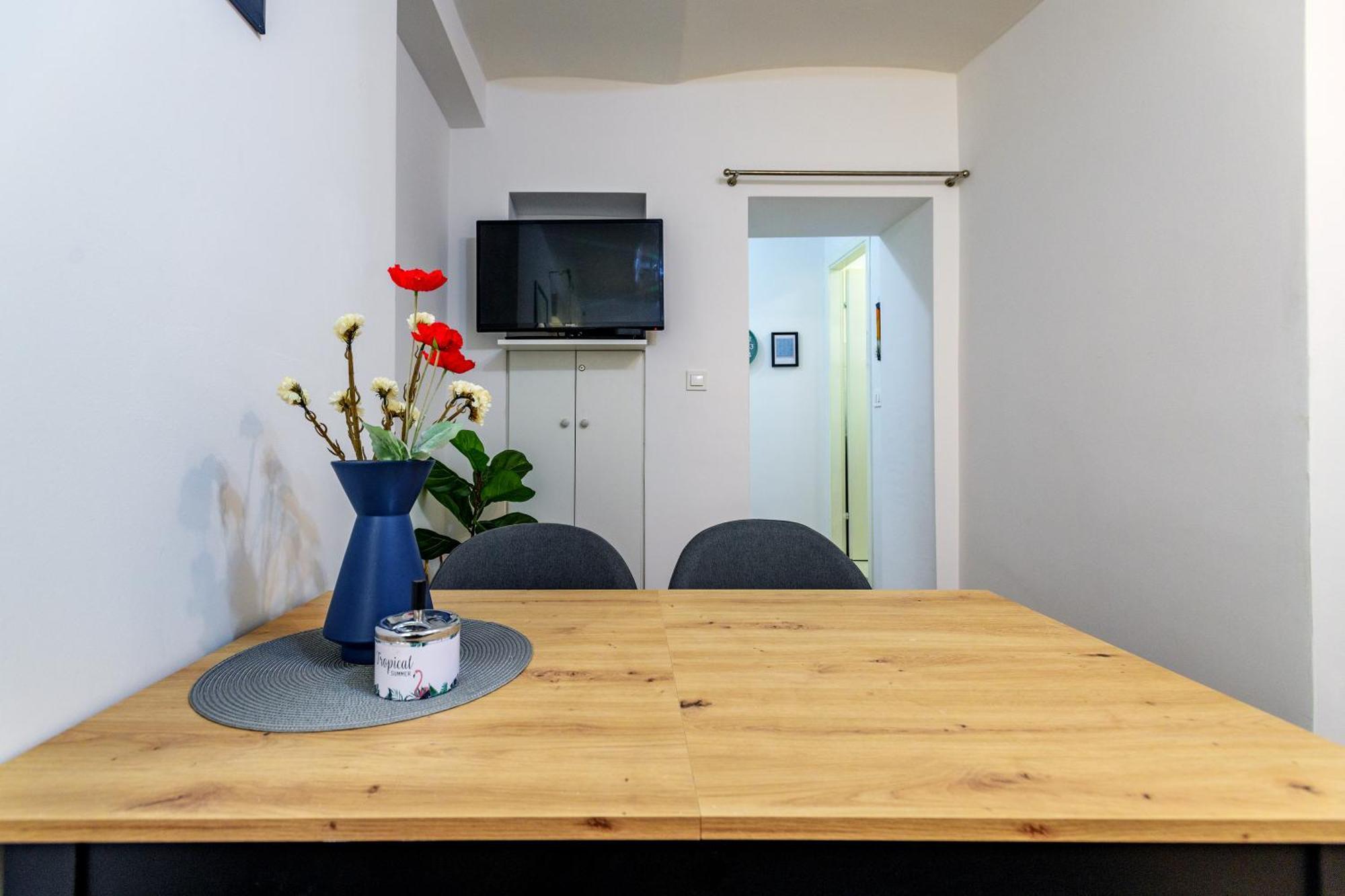 Pretty In The Centre - Old Town Appartement *